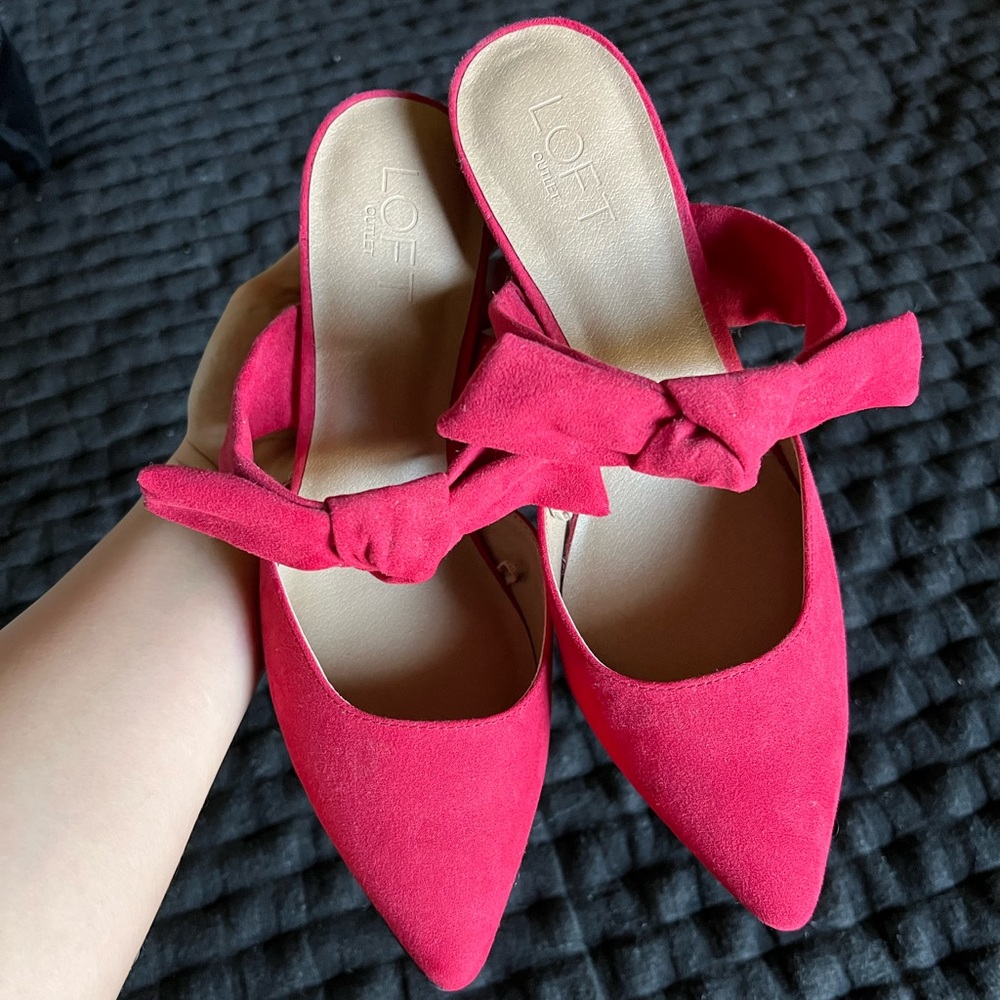 Loft | Red Heels with bow